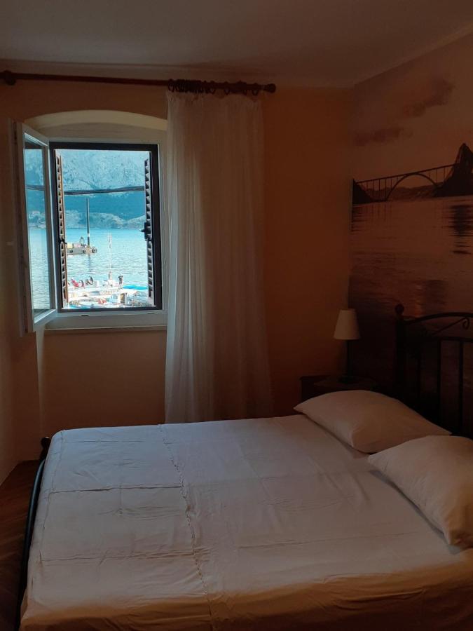 Kuca Sa Pogledom Na More- Paula Baška Exterior foto