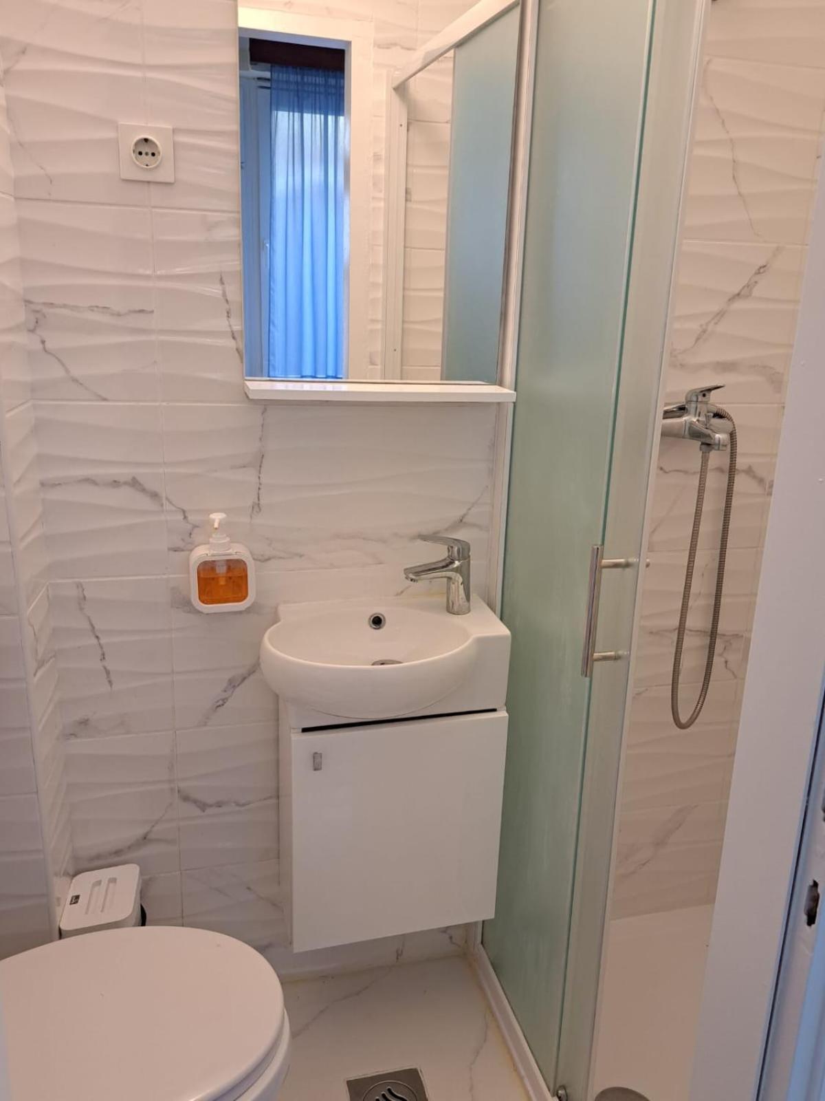 Kuca Sa Pogledom Na More- Paula Baška Exterior foto